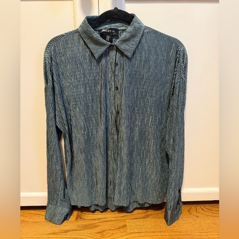 Bailey 44 Textured Crinkle Teal Button-Up Shirt
